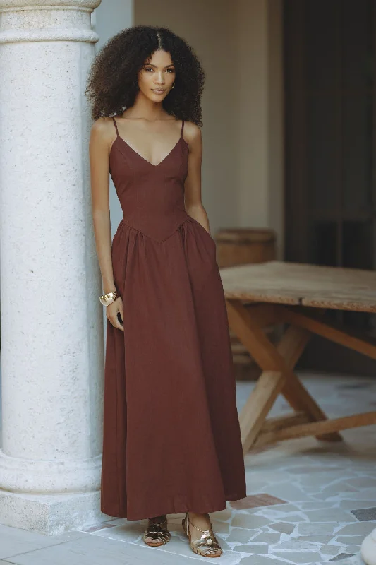 ZEPHY MAXI DRESS - CHOCOLATE