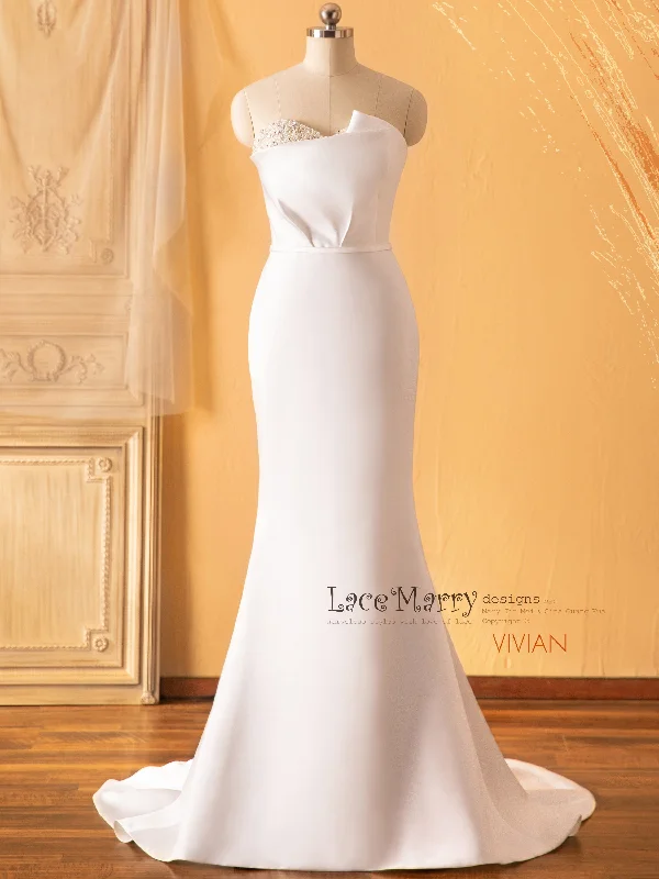 VIVIAN / Plain Wedding Dress with Folded Neckline Design